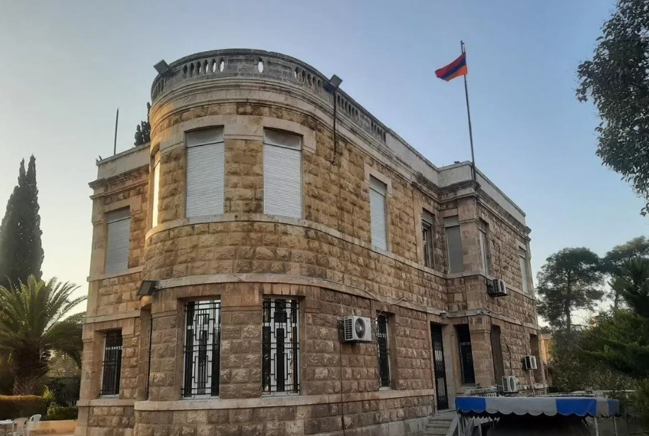 Türkiye'nin Halep Başkonsolosu, Ermenistan elçiliğini ziyaret etti